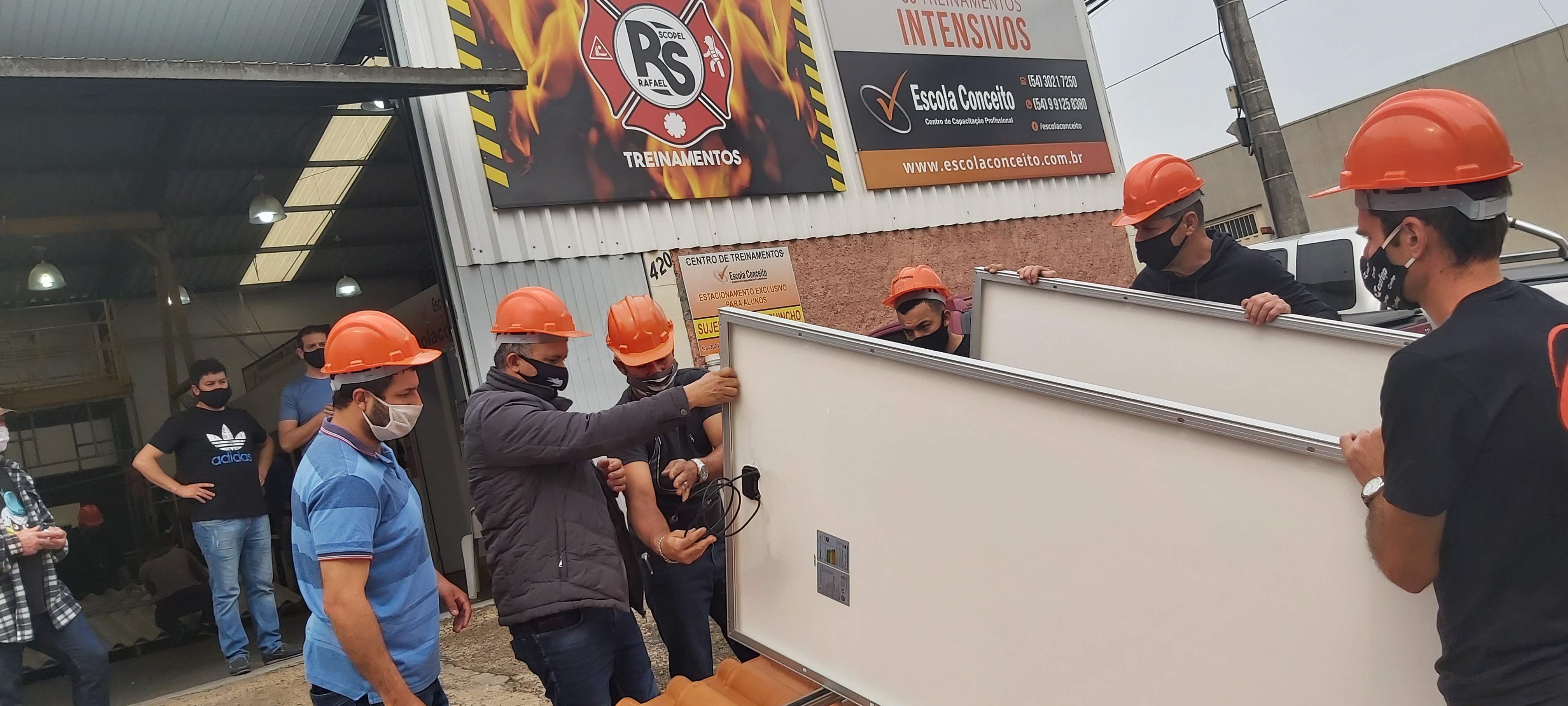 INSTALADOR SISTEMAS FOTOVOLTAICOS (ENERGIA SOLAR)